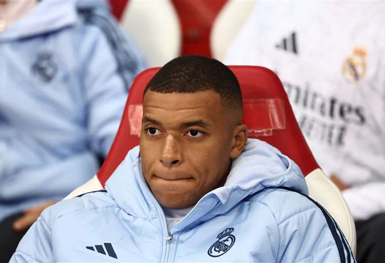 Mbappé retira su denuncia por acoso moral contra el PSG