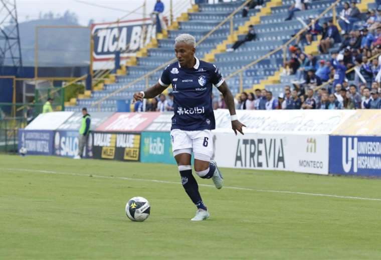 Uno de los héroes del título de Cartaginés quedó fuera del equipo
