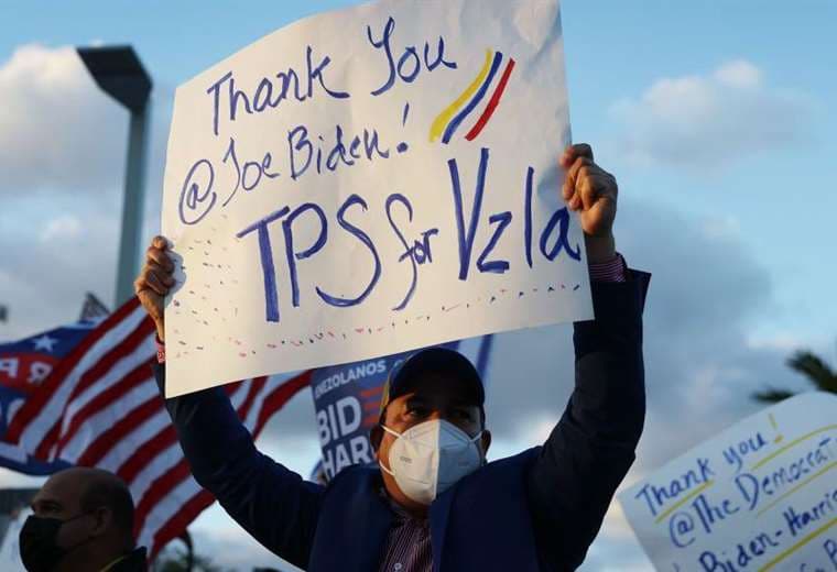 Trump podrá cancelar la protección migratoria cientos de miles de venezolanos