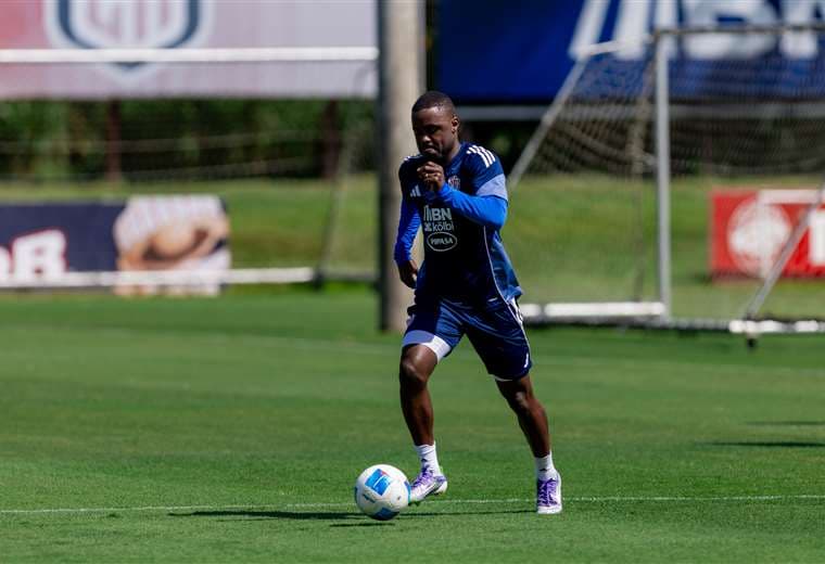 Joel Campbell: ni Herediano, ni Saprissa, ni Sporting... ¿Alajuelense?