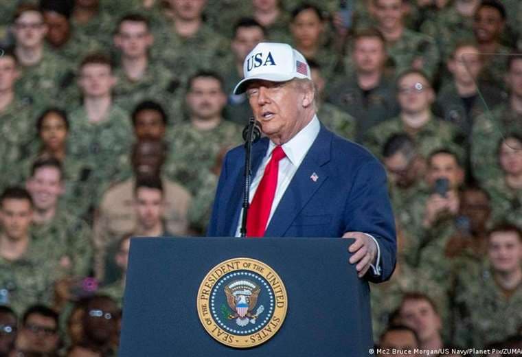 Trump dice que no descarta una guerra con Venezuela