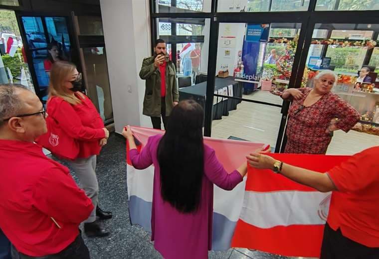 "Todo eso fue un juego": Sindicatos insisten en sesión de Comisión Negociadora de Salarios