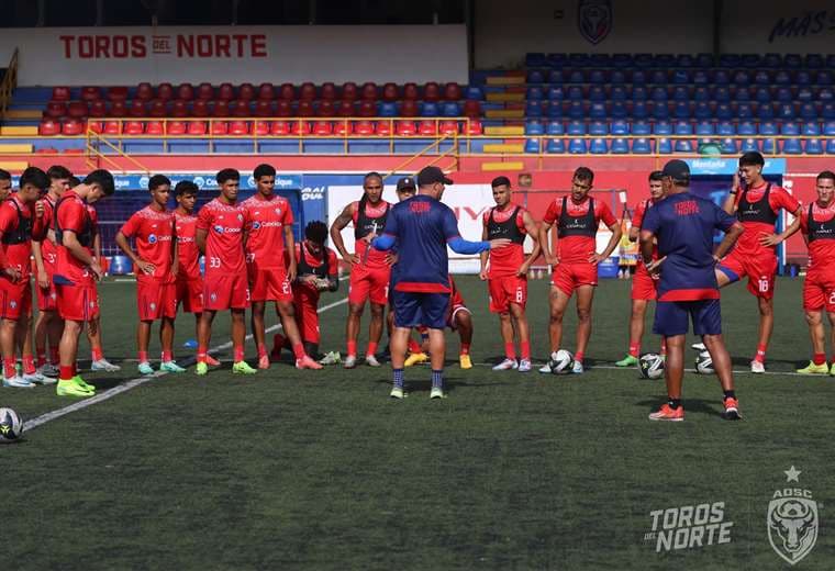 San Carlos hace limpia y se despoja de una de sus emblemáticas figuras