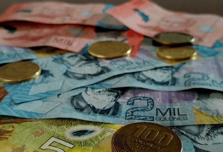 Crece preocupación por venta de incapacidades dentro de la CCSS