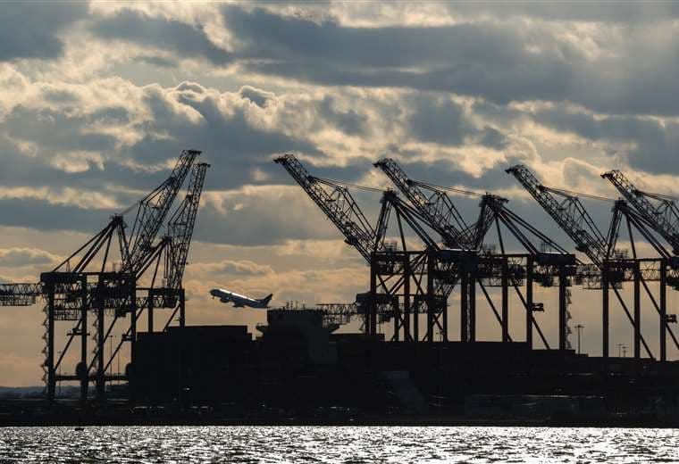 China y EE. UU. levantan aranceles en tregua temporal de su guerra comercial