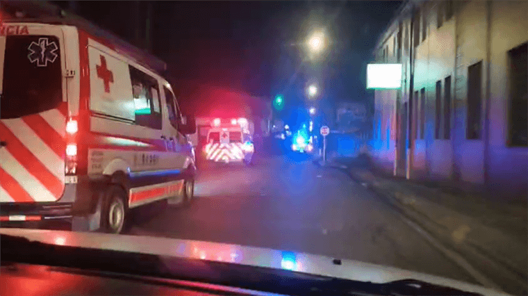 Emboscada en Aserrí: hombre muere y otro resulta herido tras ataque a balazos