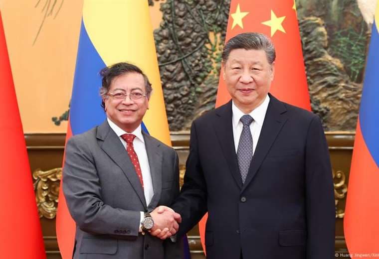 Colombia celebra la firma de "histórico" acuerdo con China