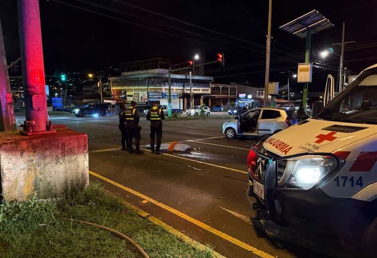 Conductor atropella y mata a peatón; sospechan que hubo alcohol de por medio