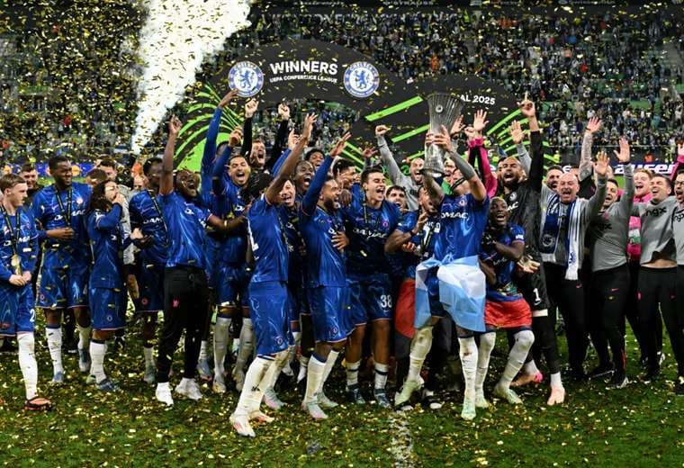 Chelsea completa su colección de trofeos europeos con una remontada al Betis