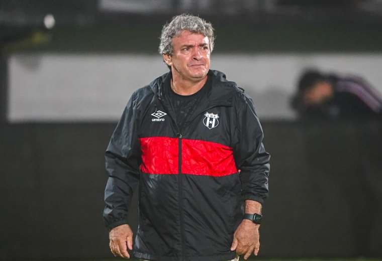 Macho Ramírez avisa que no hay ventajas en semis: "Todo está parejo" 