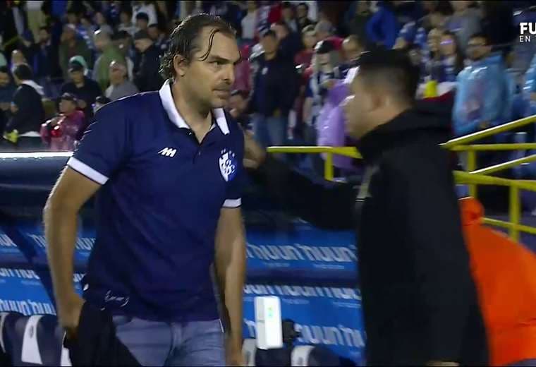 Carevic: “Ofrezco disculpas, fallamos en el momento más importante”