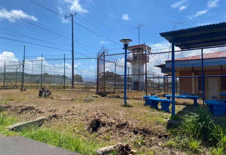 Cantante sospechoso de difundir pornografía infantil desde su estudio irá a prisión preventiva