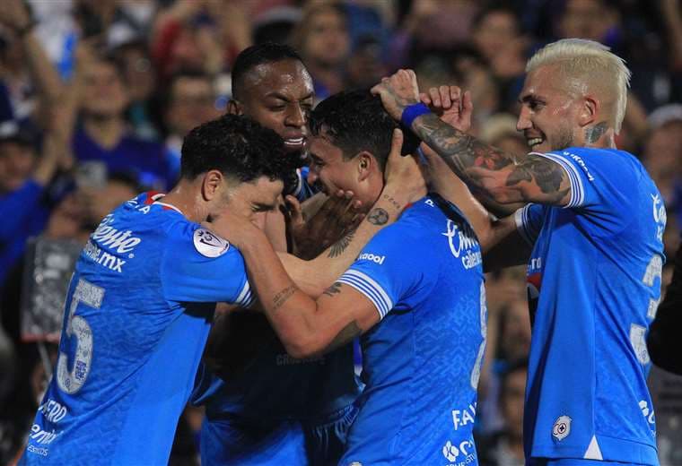 Cruz Azul se corona campeón de Concacaf con "manita" al Vancouver Whitecaps