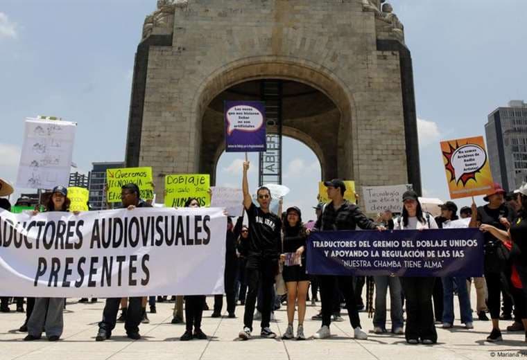 Artistas mexicanos exigen proteger sus voces de la IA
