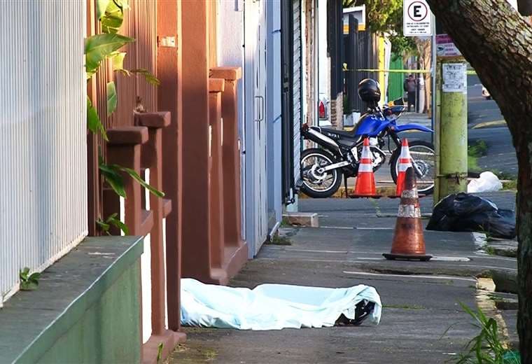 Apartamentos en custodia del OIJ: Dos hombres detenidos tras mortal riña en San José