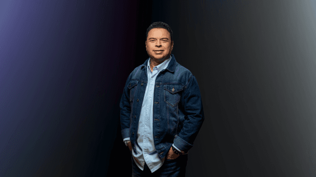 Mauricio Alvarado será la voz oficial que pondrá “picante” a ‘Sábado Feliz’