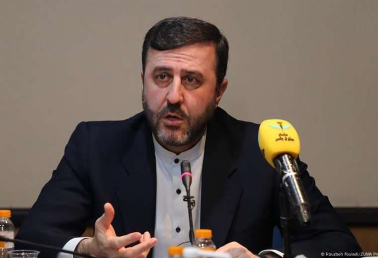 Irán pide a Europa y ONU "decisión correcta" sobre sanciones