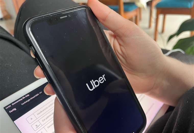 Esto dice Uber sobre nueva resolución que confirma relación laboral con conductor
