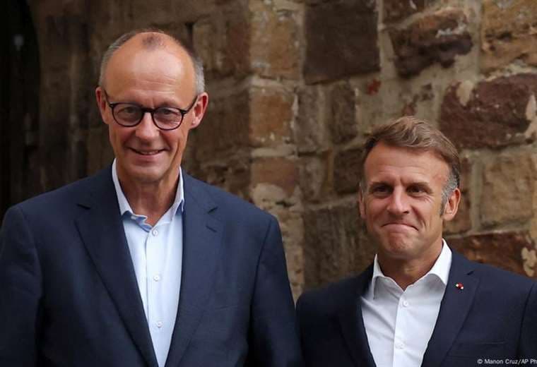 Merz con pocas esperanzas en una reunión Putin - Zelenski