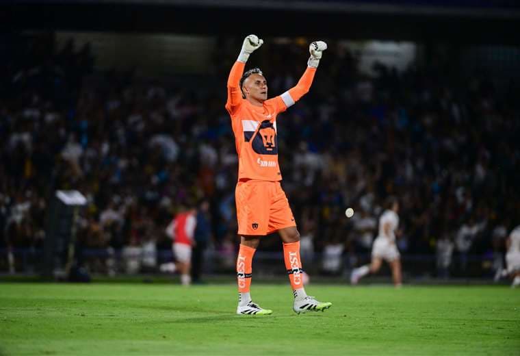 Keylor Navas y el Pumas se dejan duelo de ticos en México