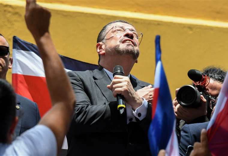 Chaves rindió su último informe al país sin hacer una sola mención a la crisis de homicidios