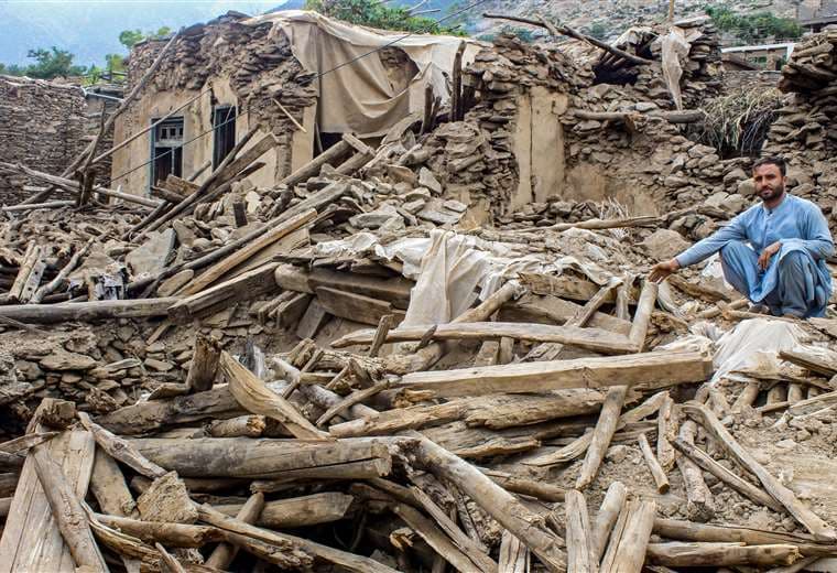 Sismo de Afganistán dejó más de 2.200 muertos, según un nuevo balance oficial