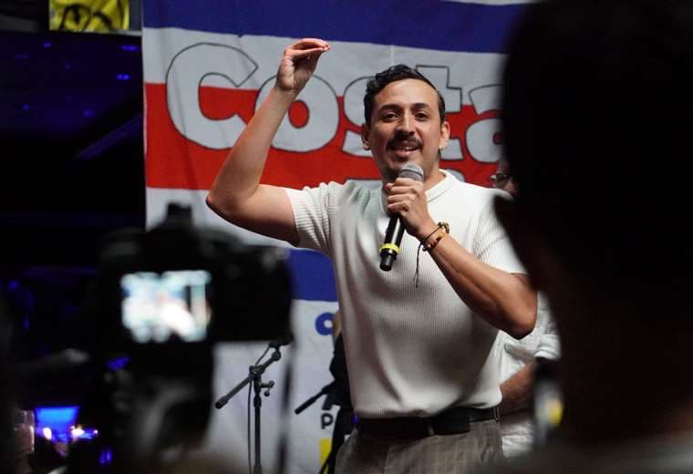 Ariel Robles recorrerá el país antes de asumir su nuevo rol en el Frente Amplio