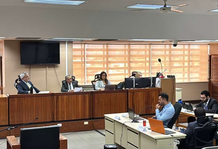 Tribunal separa a Celso Gamboa de juicio en el que estaba junto a Juan Carlos Bolaños