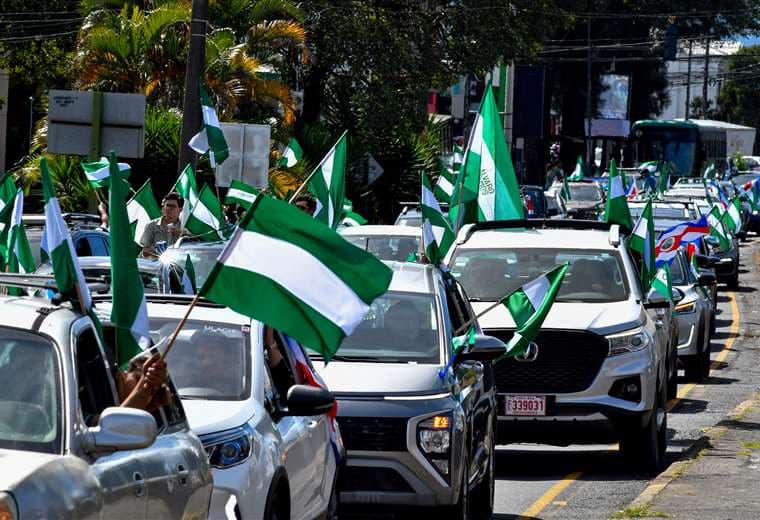 Presidente del PLN pide al partido renunciar a 66% de su deuda política