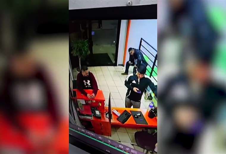 Video capta a asesino de hombre en gimnasio