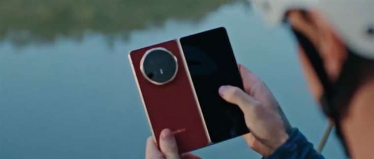 HONOR pone a prueba la resistencia de su nuevo plegable Magic V6 