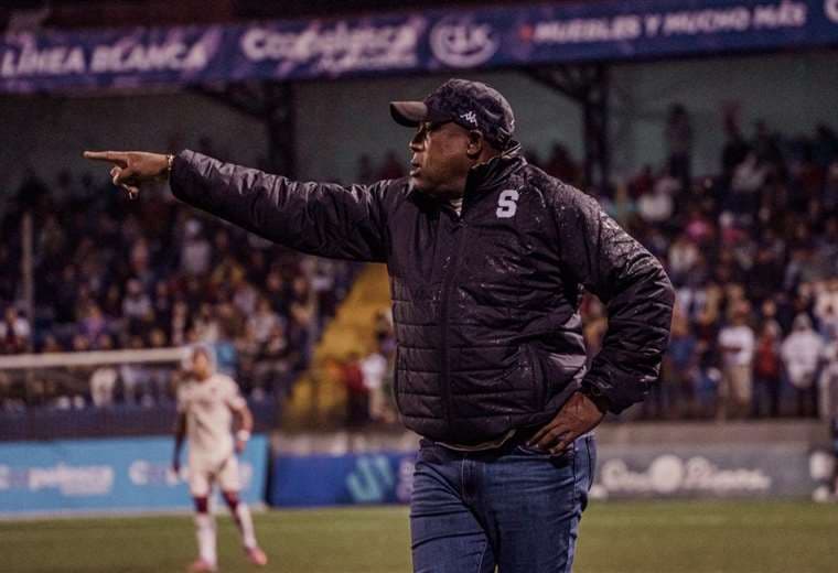 Hernán Medford: "Hicimos un partido muy bueno, muy balanceado"