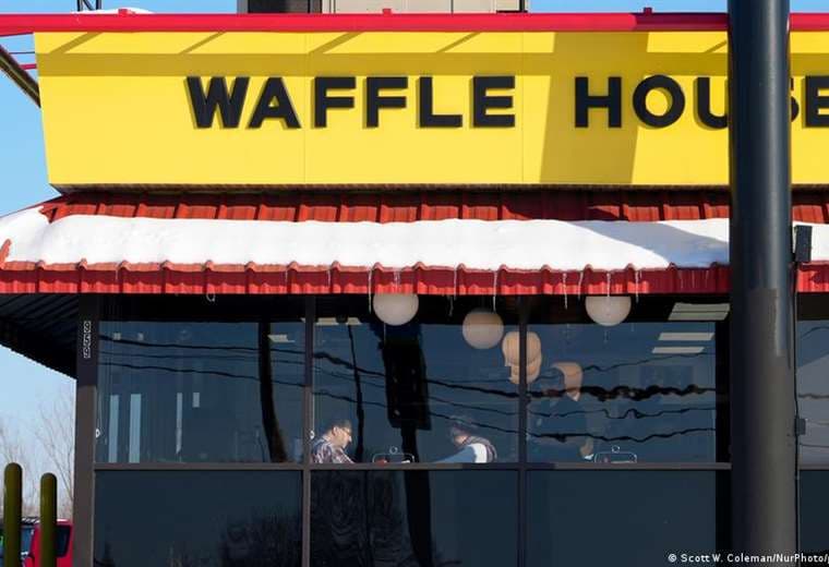 Alto funcionario de emergencias de EE. UU. asegura haberse teletransportado a un restaurante