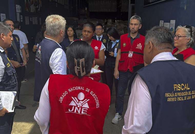 ¿Por qué demora tanto conocer los resultados oficiales de las presidenciales de Perú?