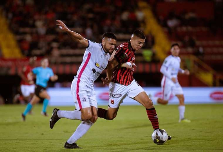 Alajuelense empata con Guadalupe y el cuarto lugar queda en el aire