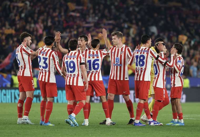 Atlético Madrid golpea al Barcelona y lo pone contra las cuerdas en Champions