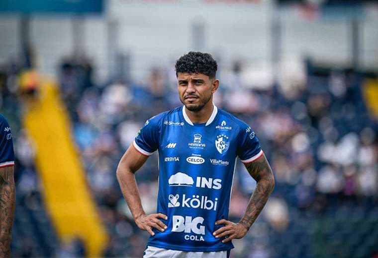Johan Venegas queda fuera de Cartaginés