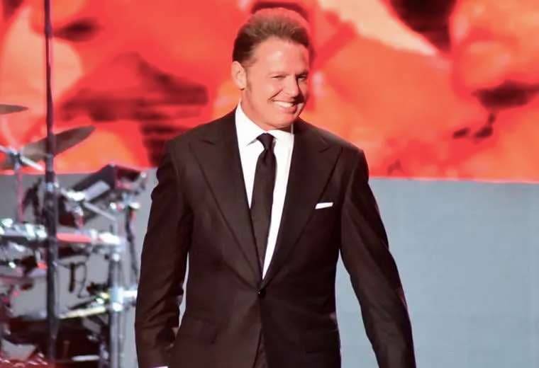 ¿Qué le pasó a Luis Miguel? Reportan hospitalización del “Sol de México”