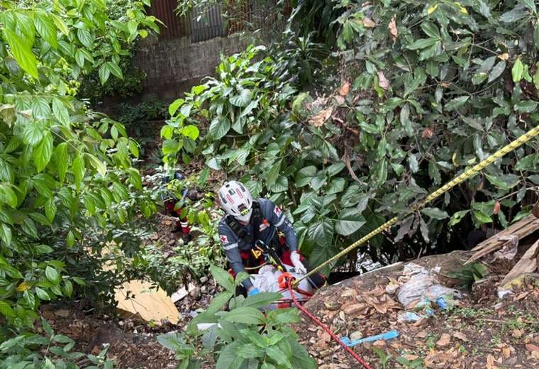 Hombre muere tras caer y ser arrastrado por río en Tambor de Alajuela