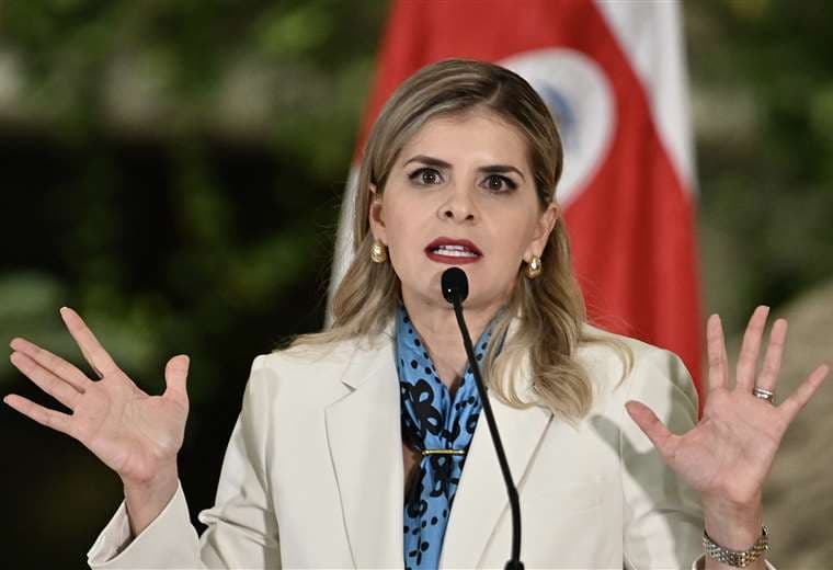 Fernández dice que "no tiene nada que ver" con bloqueo a pedido de desafuero de Chaves