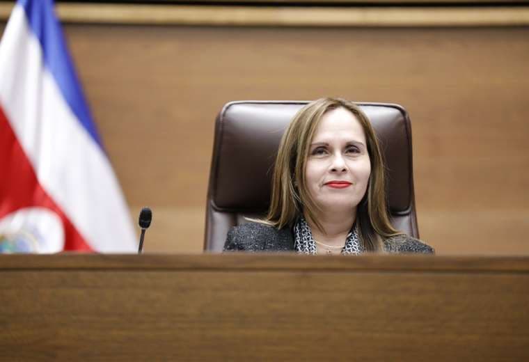 Oficialismo pide a Corte nueva nómina de candidatos a magistrados