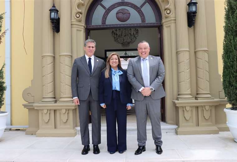 Ni Gilberth Jiménez ni Catalina Crespo: esta es la nueva secretaria general del SICA