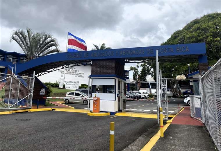 Universidades privadas piden revisar examen de Colegio de Abogados tras reprobación masiva