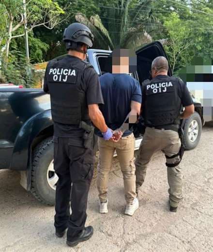 Tres oficiales detenidos en Guanacaste por supuesto robo y allanamiento ilegal