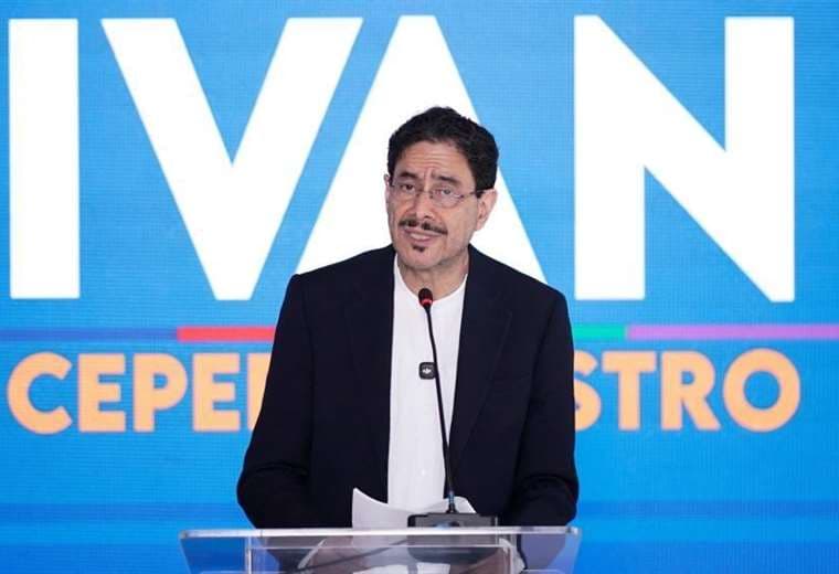 Iván Cepeda reconoce su derrota en elecciones de Colombia