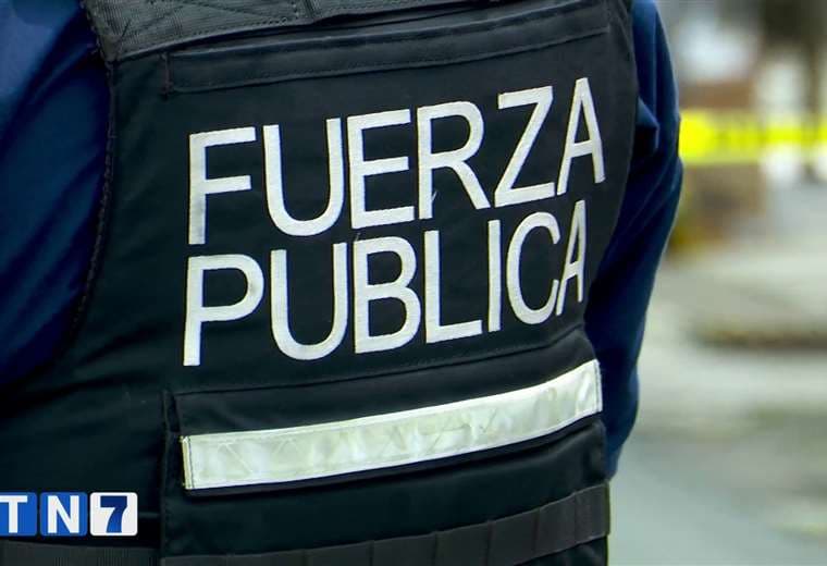 Hombre fue asesinado a balazos frente a su casa en Parrita