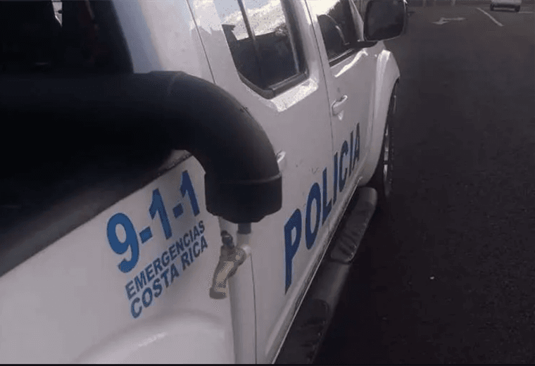 Hombre fue asesinado a balazos frente a su casa en Parrita