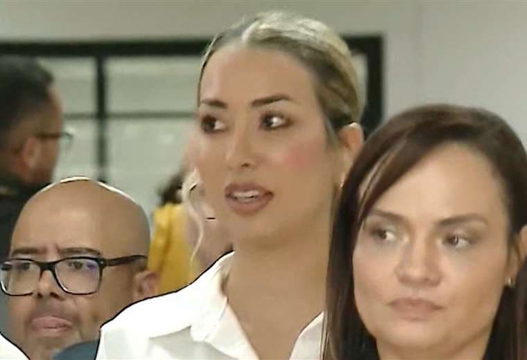 Reducen pensión alimentaria de Elena Correa: Carlos Rodríguez ya no le pagará ₡4 millones