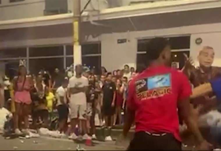 Disturbios atemorizaron a limonenses tras el Gran Gala Parade