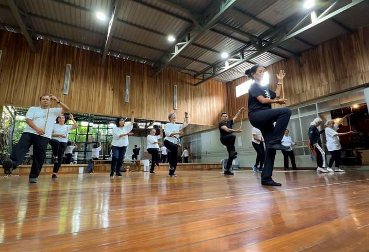 La clase de Tai Chi que nos obligó a bajar el ritmo y mirar el cuerpo de otra manera